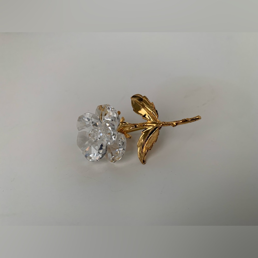 Preciosa Crystal Rose Pin